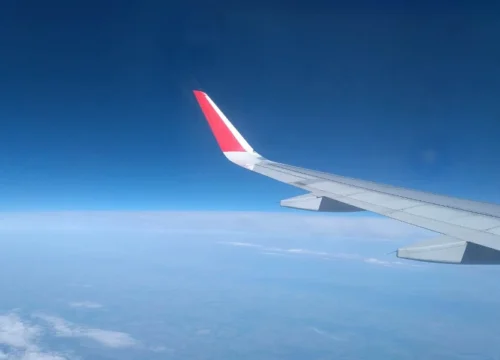How do I Speak to a live person at EVA Air?