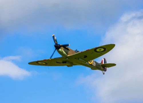 How can I speak to a live person at Southwest Airlines?